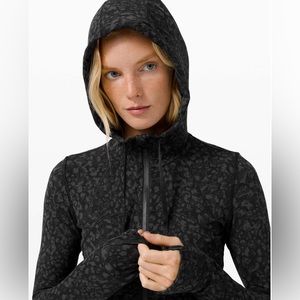 Hooded Define Jacket Nulu. NWT Size 10. Wild Thing Camo Deep Coal Multi. VHTF!